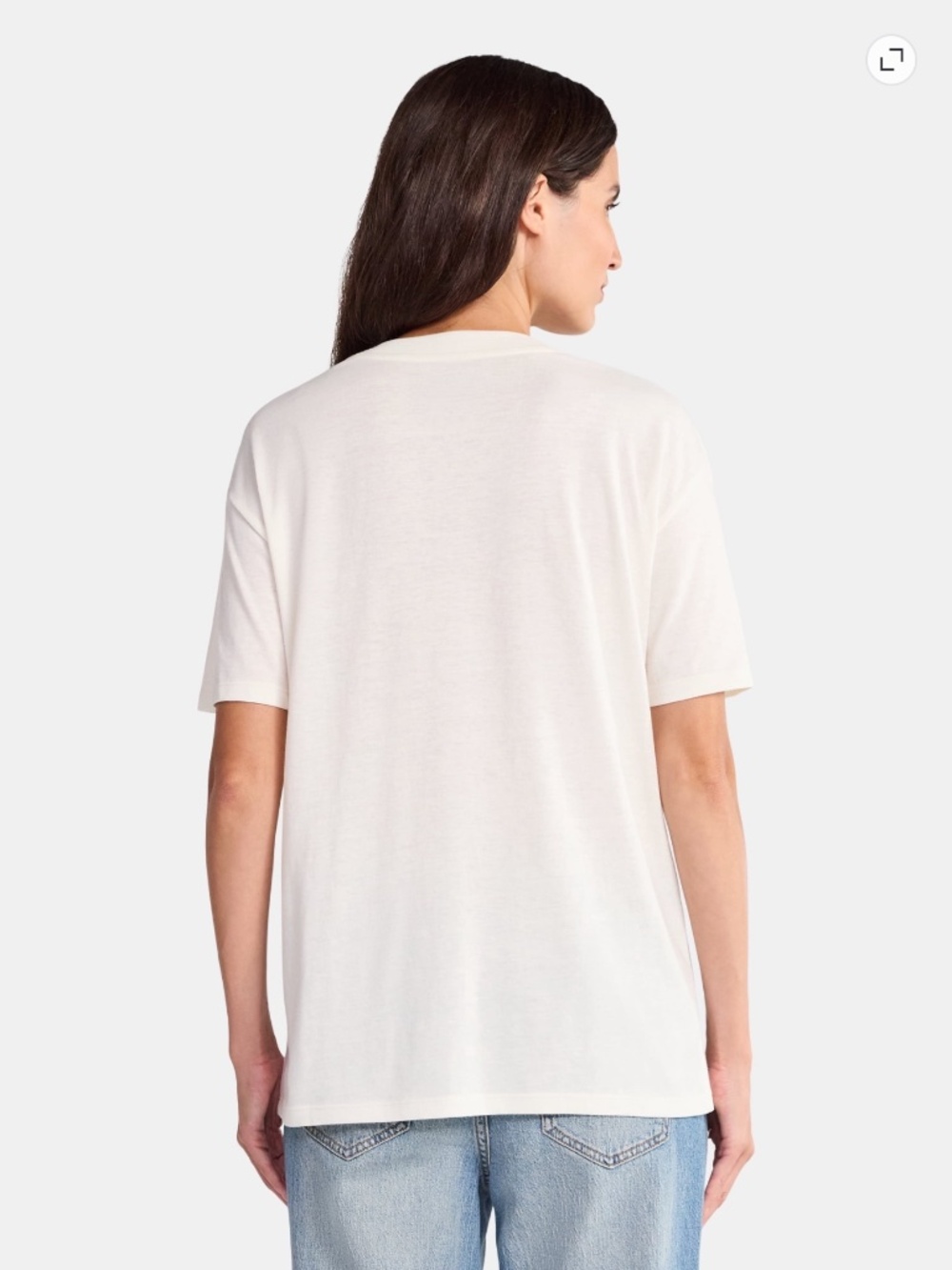 Peanuts Women’s Winter White Graphic T-Shirt Size Medium NWT - Picture 5 of 5